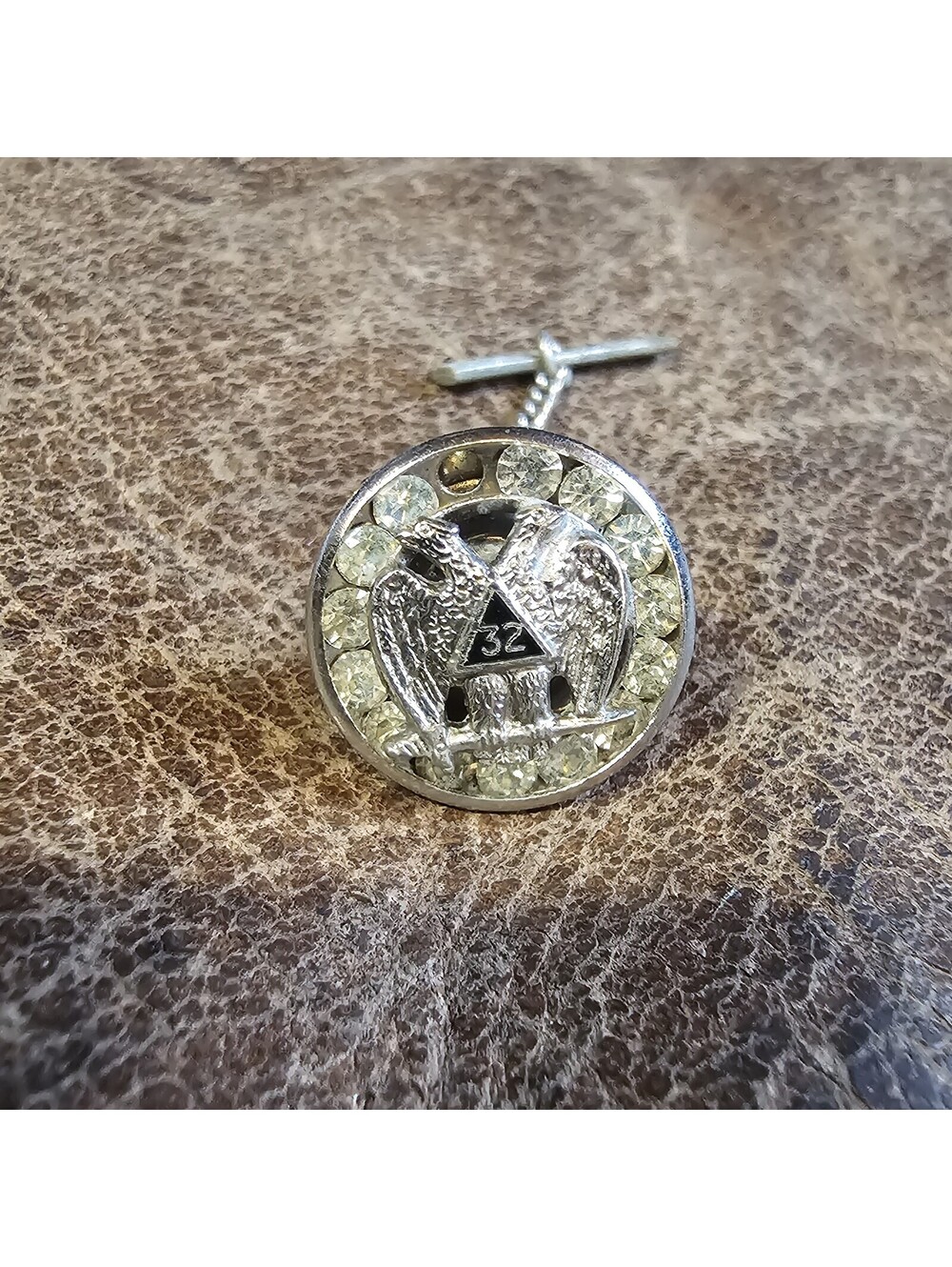 32nd Degree Mason Double Eagle Scottish Rite Freemason Pin Rhinestone. DX753